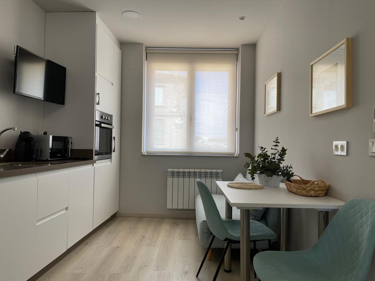 Estudio Puertas Del Orbigo Carrizo de la Ribera Eksteriør billede